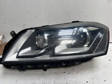Laden Sie das Bild in den Galerie-Viewer, Frontscheinwerfer VW Passat B7 3AB941751 Xenon Links Scheinwerfer Headlight SCH2300184313zv