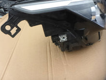 Laden Sie das Bild in den Galerie-Viewer, Frontscheinwerfer VW Golf VIII 5H1941078F LED Rechts Scheinwerfer Headlight SCH2302779430ij