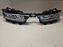 Laden Sie das Bild in den Galerie-Viewer, Frontscheinwerfer VW T-Roc 2GA94105B 2GA941006B Ein Satz Scheinwerfer Headlight SCH2303607940fx