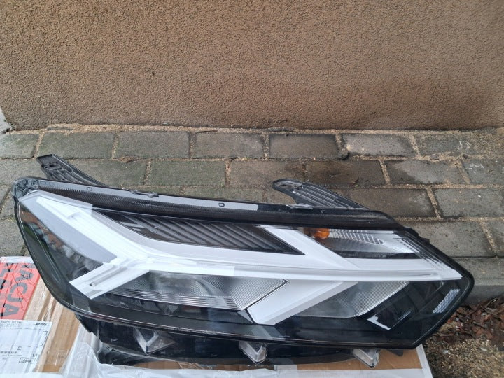 Frontscheinwerfer Dacia Sandero III Jogger 260107978R LED Rechts Headlight SCH2310135255kz
