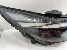 Laden Sie das Bild in den Galerie-Viewer, Frontscheinwerfer Hyundai Elantra VII 9210235904 Rechts Scheinwerfer Headlight SCH2311958719jq