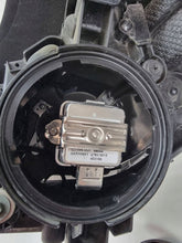 Laden Sie das Bild in den Galerie-Viewer, Frontscheinwerfer Kia Carnival I 92102A9060 Rechts Scheinwerfer Headlight SCH2315492117bz