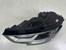 Laden Sie das Bild in den Galerie-Viewer, Frontscheinwerfer Audi A3 8V0941005E Links Scheinwerfer Headlight SCH2317767049oc