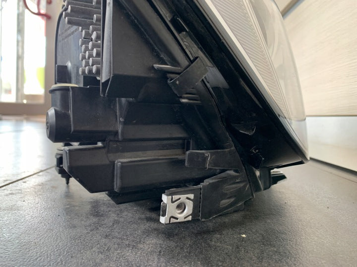 Frontscheinwerfer VW Touran 5TB941082A LED Rechts Scheinwerfer Headlight SCH2319287818pt