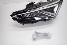 Laden Sie das Bild in den Galerie-Viewer, Frontscheinwerfer Seat Leon 5FJ941007C Links Scheinwerfer Headlight SCH2320549553mb