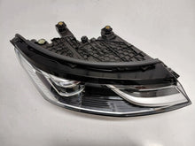 Load image into Gallery viewer, Frontscheinwerfer VW Transporter 7T1941082G Rechts Scheinwerfer Headlight SCH2321478608dh