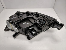 Load image into Gallery viewer, Frontscheinwerfer VW Transporter 7T1941082G Rechts Scheinwerfer Headlight SCH2321478608dh