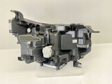 Laden Sie das Bild in den Galerie-Viewer, Frontscheinwerfer VW Amarok N1XB13E017DC Links Scheinwerfer Headlight SCH2321789353nl
