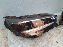 Laden Sie das Bild in den Galerie-Viewer, Frontscheinwerfer Opel Corsa F 39162653 39162654 LED Ein Satz Headlight SCH2322578957ef