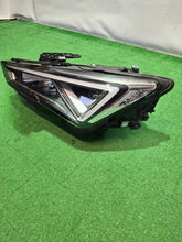 Laden Sie das Bild in den Galerie-Viewer, Frontscheinwerfer Seat Leon 5FB941007J Links Scheinwerfer Headlight SCH2328407843ma