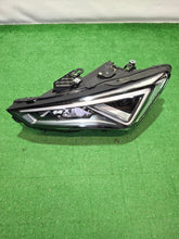Laden Sie das Bild in den Galerie-Viewer, Frontscheinwerfer Seat Leon 5FB941007J Links Scheinwerfer Headlight SCH2328407843ma