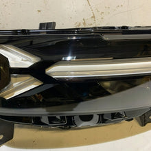 Laden Sie das Bild in den Galerie-Viewer, Frontscheinwerfer Dacia Duster 260107725R LED Rechts Scheinwerfer Headlight SCH2329666501sv