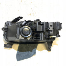 Laden Sie das Bild in den Galerie-Viewer, Frontscheinwerfer Dacia Duster 260107725R LED Rechts Scheinwerfer Headlight SCH2329666501sv