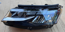 Laden Sie das Bild in den Galerie-Viewer, Frontscheinwerfer VW Multivan T7 7T1941035 LED Links Scheinwerfer Headlight SCH2334556546re