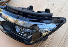 Laden Sie das Bild in den Galerie-Viewer, Frontscheinwerfer VW Multivan T7 7T1941035 LED Links Scheinwerfer Headlight SCH2334556546re