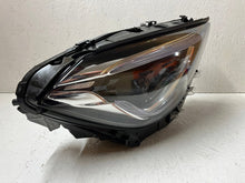 Laden Sie das Bild in den Galerie-Viewer, Frontscheinwerfer Mercedes-Benz Gla H247 A2479064205 Rechts Headlight SCH2351939057fm