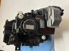 Laden Sie das Bild in den Galerie-Viewer, Frontscheinwerfer Mercedes-Benz Gla H247 A2479064205 Rechts Headlight SCH2351939057fm