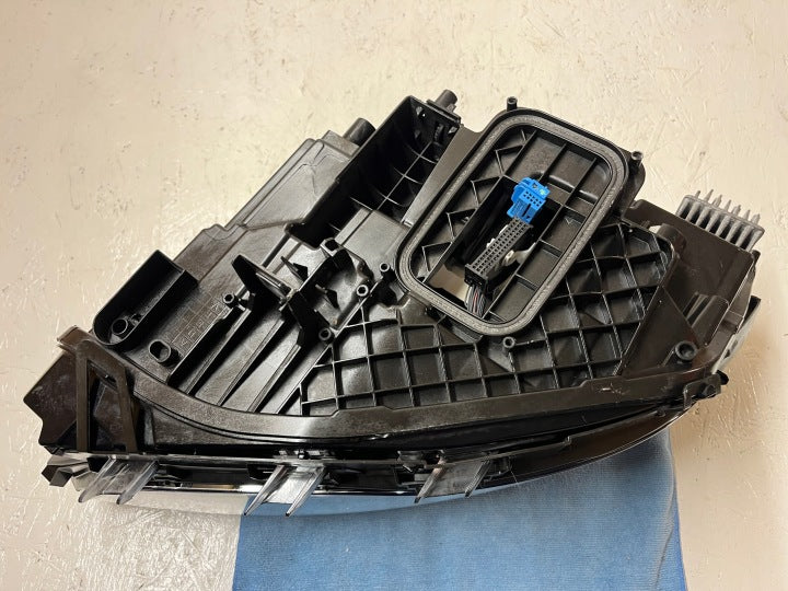 Frontscheinwerfer Mercedes-Benz Gla H247 A2479064205 Rechts Headlight SCH2351939057fm
