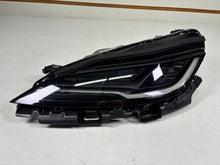 Laden Sie das Bild in den Galerie-Viewer, Frontscheinwerfer Tesla 3 1760888-00-E LED Links Scheinwerfer Headlight SCH2353972195le