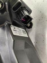 Laden Sie das Bild in den Galerie-Viewer, Frontscheinwerfer Seat Leon 5FB941008G Rechts Scheinwerfer Headlight SCH2355268269ka