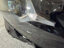 Laden Sie das Bild in den Galerie-Viewer, Frontscheinwerfer Mercedes-Benz Cla A1749064202 LED Rechts Headlight SCH2355872713re