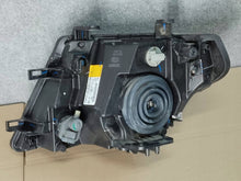 Laden Sie das Bild in den Galerie-Viewer, Frontscheinwerfer Nissan Navara D40 260105XY10B Rechts Scheinwerfer Headlight SCH2360644409ks
