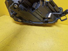 Laden Sie das Bild in den Galerie-Viewer, Frontscheinwerfer Skoda Fabia IV 6VB941015 Full LED Links Scheinwerfer Headlight SCH2366579916pd