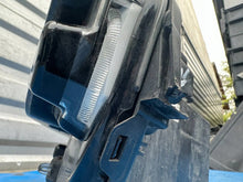 Laden Sie das Bild in den Galerie-Viewer, Frontscheinwerfer Seat Leon 5FB941008G Rechts Scheinwerfer Headlight SCH2368097928ut