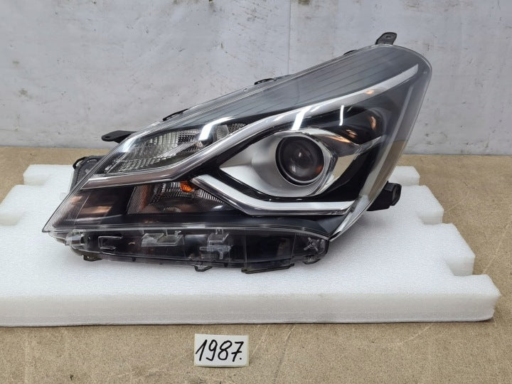 Frontscheinwerfer Toyota Yaris 81170-ODK10 Links Scheinwerfer Headlight SCH2376418214us