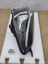 Laden Sie das Bild in den Galerie-Viewer, Frontscheinwerfer Toyota Yaris 81170-ODK10 Links Scheinwerfer Headlight SCH2376418214us