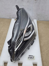 Laden Sie das Bild in den Galerie-Viewer, Frontscheinwerfer Toyota Yaris 81170-ODK10 Links Scheinwerfer Headlight SCH2376418214us