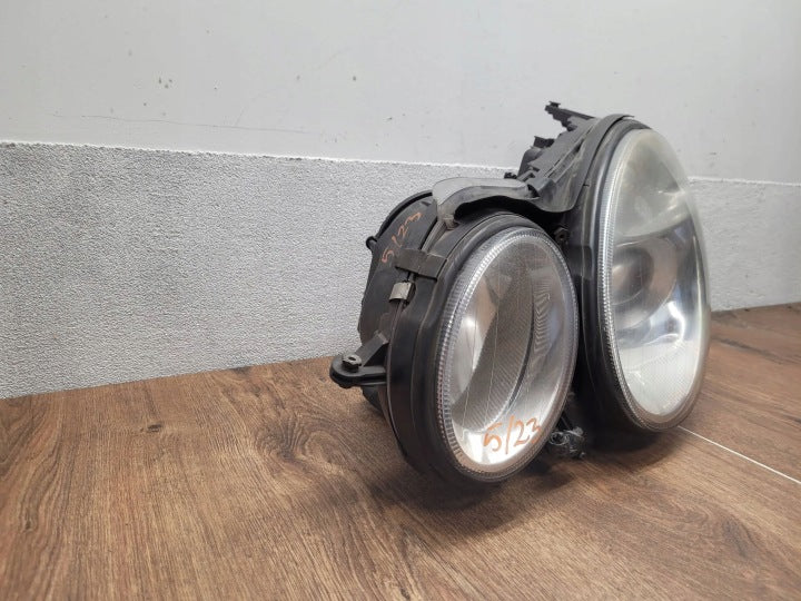 Frontscheinwerfer Mercedes-Benz W211 TOL9318 Links Scheinwerfer Headlight SCH2377003116yo
