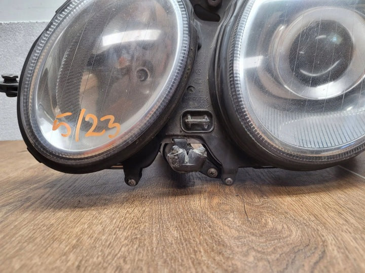 Frontscheinwerfer Mercedes-Benz W211 TOL9318 Links Scheinwerfer Headlight SCH2377003116yo