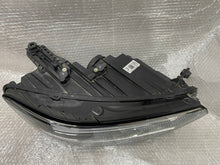 Laden Sie das Bild in den Galerie-Viewer, Frontscheinwerfer VW Passat B8 3G1941036P LED Rechts Scheinwerfer Headlight SCH2378877371sm