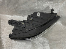 Laden Sie das Bild in den Galerie-Viewer, Frontscheinwerfer VW Passat B8 3G1941036P LED Rechts Scheinwerfer Headlight SCH2378877371sm