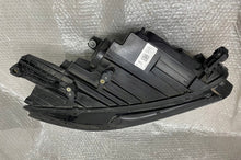 Laden Sie das Bild in den Galerie-Viewer, Frontscheinwerfer VW Passat B8 3G1941036P LED Rechts Scheinwerfer Headlight SCH2378877371sm