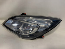 Laden Sie das Bild in den Galerie-Viewer, Frontscheinwerfer Opel Meriva B 13372335 Links Scheinwerfer Headlight SCH2382214239lf