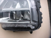 Laden Sie das Bild in den Galerie-Viewer, Frontscheinwerfer Hyundai Staria 92101CG100 Links Scheinwerfer Headlight SCH2387618713vh