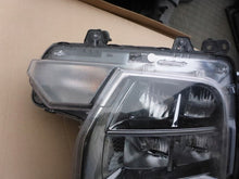 Laden Sie das Bild in den Galerie-Viewer, Frontscheinwerfer Hyundai Staria 92101CG100 Links Scheinwerfer Headlight SCH2387618713vh