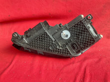 Laden Sie das Bild in den Galerie-Viewer, Frontscheinwerfer VW Tiguan 5N1941034B Rechts Scheinwerfer Headlight SCH2389725617tl