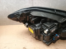 Laden Sie das Bild in den Galerie-Viewer, Frontscheinwerfer Opel Mokka 42516765 Xenon Links Scheinwerfer Headlight SCH2393214043ov