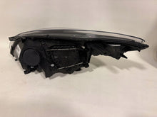 Laden Sie das Bild in den Galerie-Viewer, Frontscheinwerfer Renault Megane III 130702325500 Rechts Scheinwerfer Headlight SCH2394360437eh