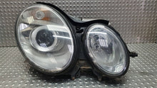 Laden Sie das Bild in den Galerie-Viewer, Frontscheinwerfer Mercedes-Benz W211 S25145481 Rechts Scheinwerfer Headlight SCH2394799577fa
