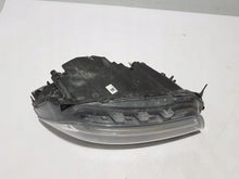 Laden Sie das Bild in den Galerie-Viewer, Frontscheinwerfer Volvo I 32133577 Rechts Scheinwerfer Headlight SCH2394828729yf