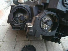 Laden Sie das Bild in den Galerie-Viewer, Frontscheinwerfer Mercedes-Benz W246 A2468200261 Rechts Scheinwerfer Headlight SCH2401262398xn