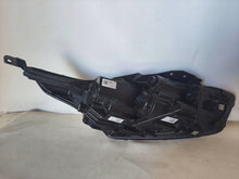 Load image into Gallery viewer, Frontscheinwerfer Kia Ceed 92101J7500 Links Scheinwerfer Headlight SCH2402888087ss