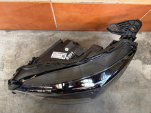 Laden Sie das Bild in den Galerie-Viewer, Frontscheinwerfer Peugeot 2008 II 208 9850598580 Links Scheinwerfer Headlight SCH2408898059tn