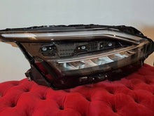 Laden Sie das Bild in den Galerie-Viewer, Frontscheinwerfer Nissan Qashqai I 100-8D02J Rechts Scheinwerfer Headlight SCH2416089213mr