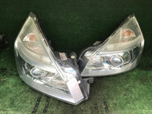 Laden Sie das Bild in den Galerie-Viewer, Frontscheinwerfer Renault Espace IV 8200394707 Xenon Rechts Headlight SCH2416583486ie