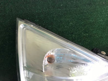 Laden Sie das Bild in den Galerie-Viewer, Frontscheinwerfer Renault Espace IV 8200394707 Xenon Rechts Headlight SCH2416583486ie